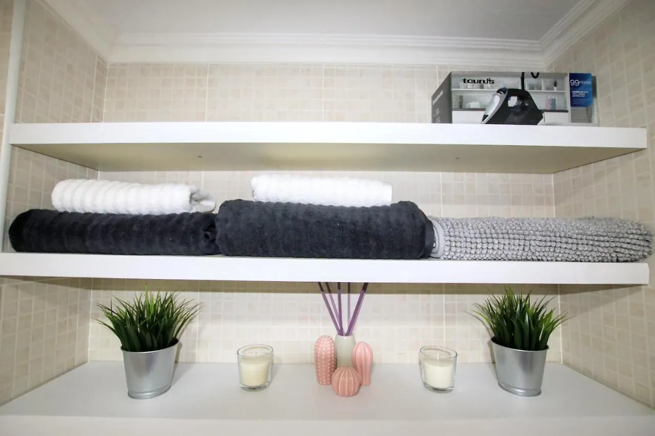 Tess Apartamento Crespo Torremolinos